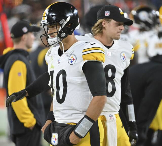 5456382_web1_ptr-SteelersBrowns20-092322