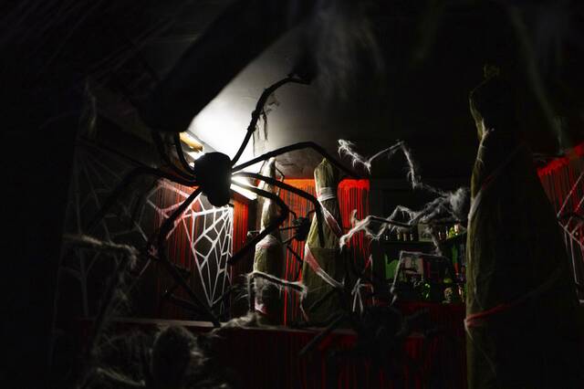 5475051_web1_vnd-hauntedmine-5-100122