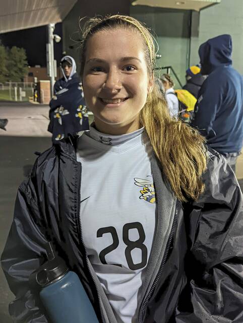 Freeport tops rival Deer Lakes to complete girls soccer section sweep