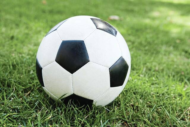 High school roundup for Sept. 28, 2022: Mt. Lebanon girls soccer maintains top spot in section