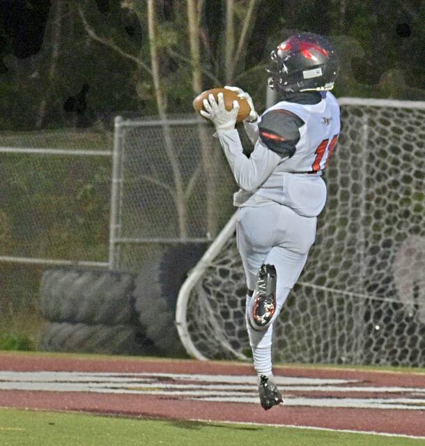 Elizabeth Forward dominates Southmoreland for conference win