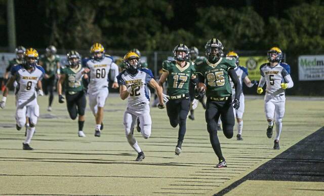 Belle Vernon opens conference play with dominant win over South Allegheny
