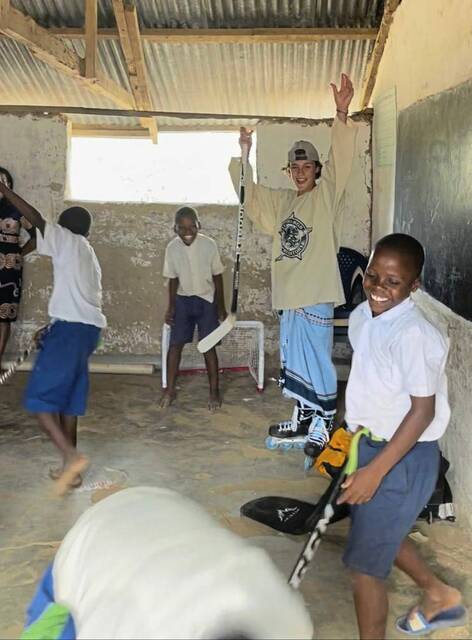 5491887_web1_vep-HockeyKenya3-100522