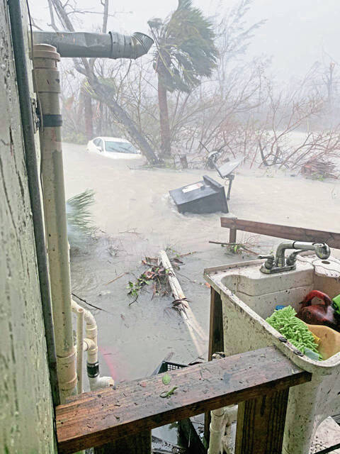 5495014_web1_vnd-ValleyHurricane-100522