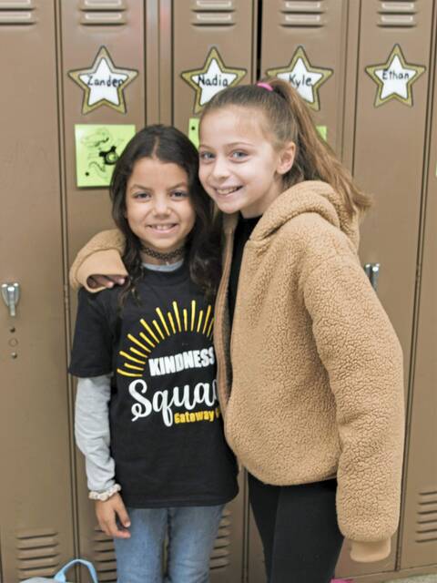 5497816_web1_te-kindnesswednesday-101322-2