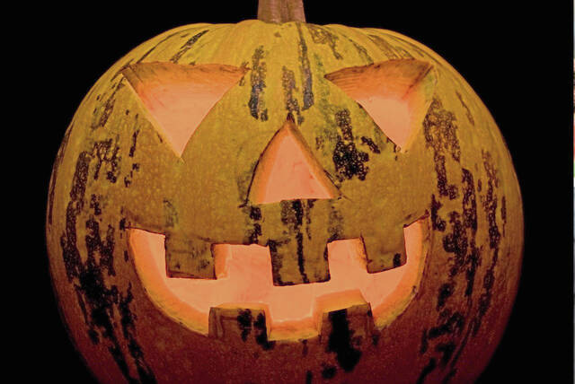 5501169_web1_halloween-pumpkin