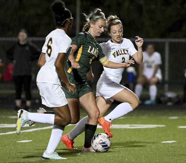 Deer Lakes girls soccer gets crucial win vs. Valley