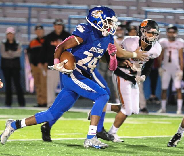 Big games from Fulton, Wetzel carry Latrobe over Connellsville