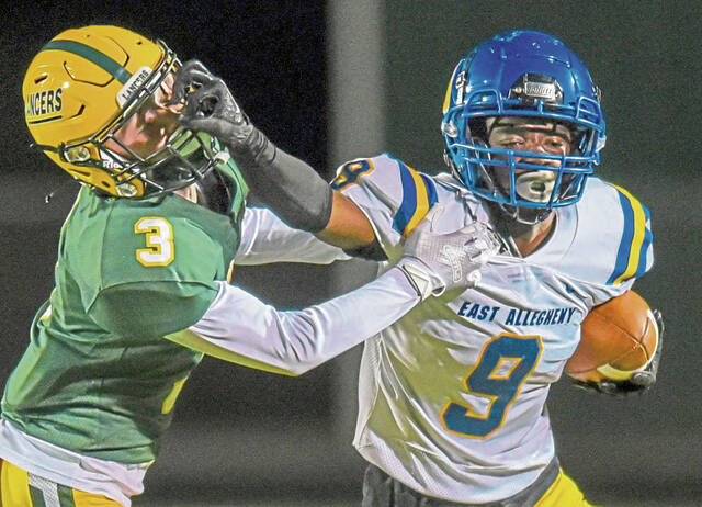 East Allegheny denies Deer Lakes chance to clinch playoff spot with runaway win