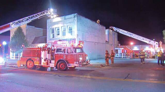 5534498_web1_ptr-BeaverFire-101822