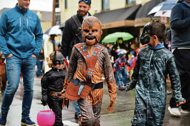 5536552_web1_sew-Halloween3-110718