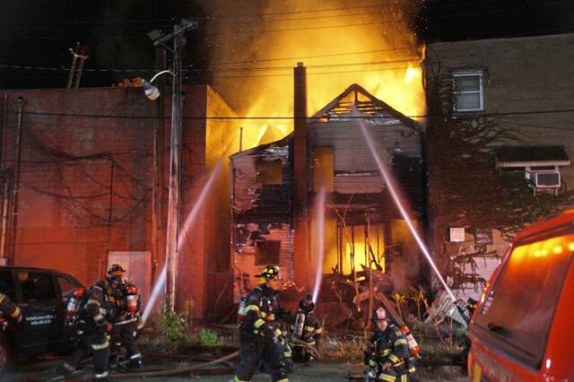 5548343_web1_vnd-ThirdAveFire6-102022
