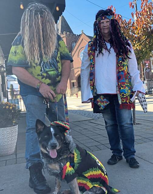 5550590_web1_gtr-LO-DogTreat1-102322