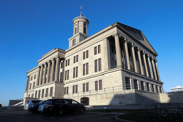 5552125_web1_AP2000970477