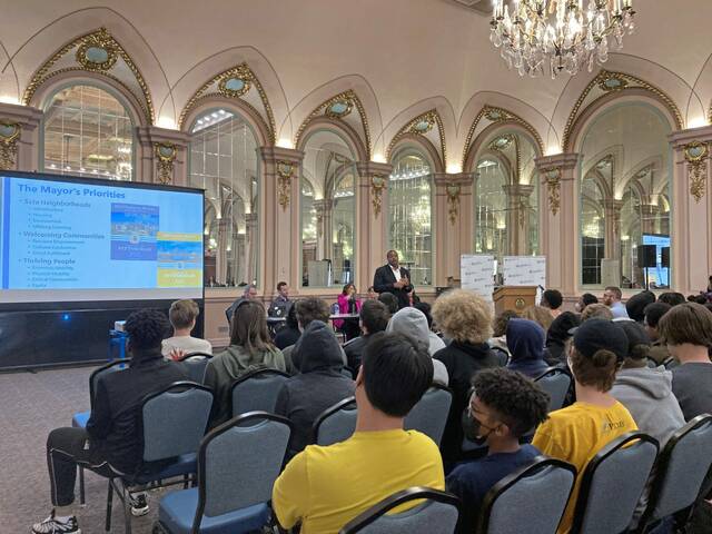 5561255_web1_ptr-PPSBudgetTownHall1-102622