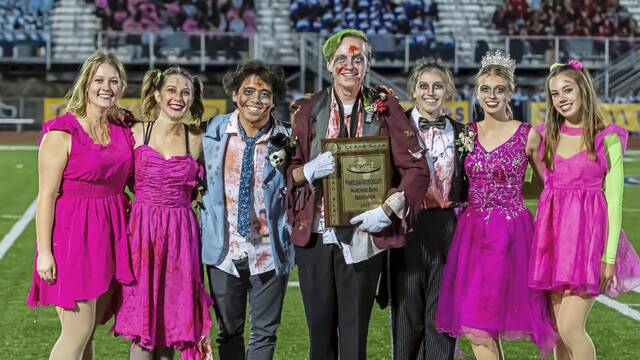5564037_web1_hj-marchingbandbest-110322-1