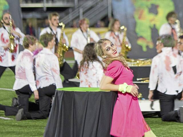 5564037_web1_hj-marchingbandbest-110322-7