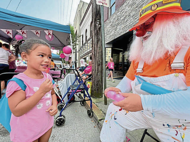 5564887_web1_vnd-PinkDay-091822-11