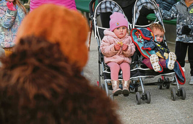 5450996_web1_gtr-GbgTurkeyTrot103-112522