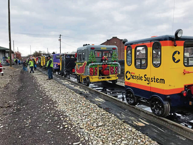 5581288_web1_gtr-railcartoys