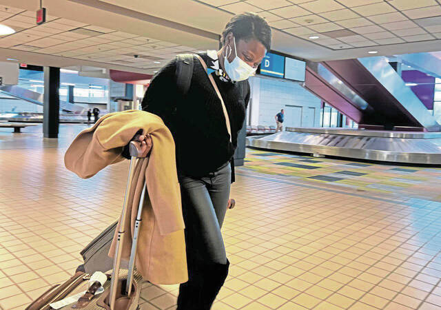 5581895_web1_vnd-airtravelholiday-110522-6