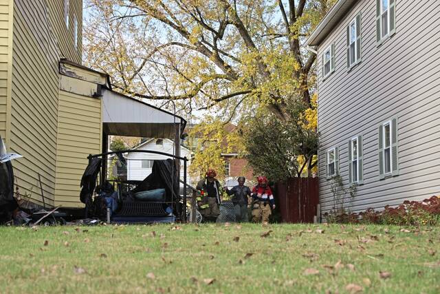 5585284_web1_vnd-PorchRoofCollapse6-100222