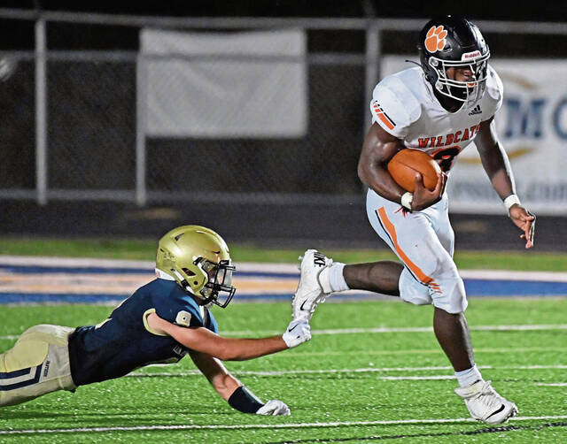 1st-year coaches look to lead Highlands, Latrobe into playoff win column