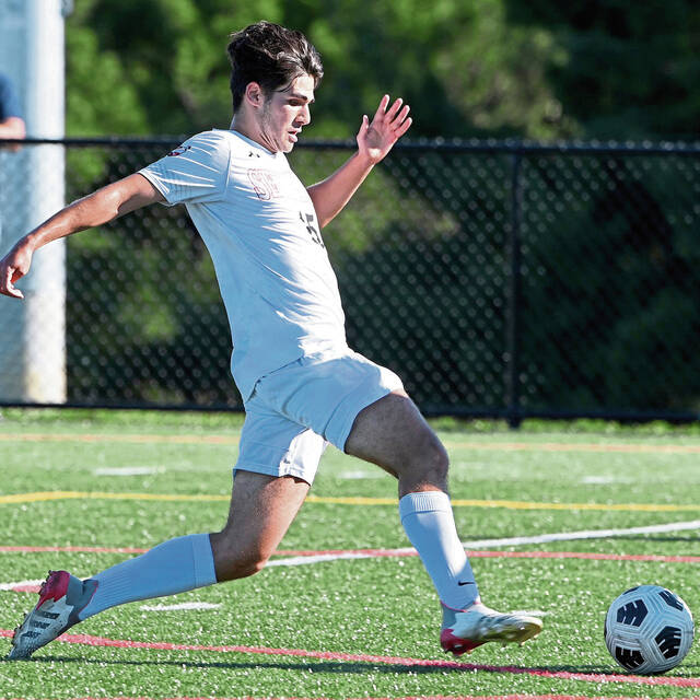 Senior midfielder brings flair to Sewickley Academy boys soccer team