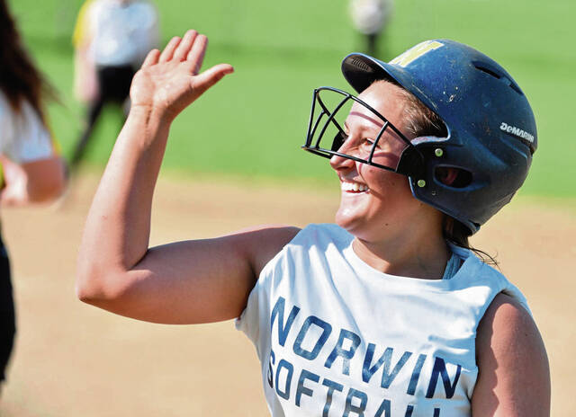 Norwin softball standout Snowberger commits to Holy Cross