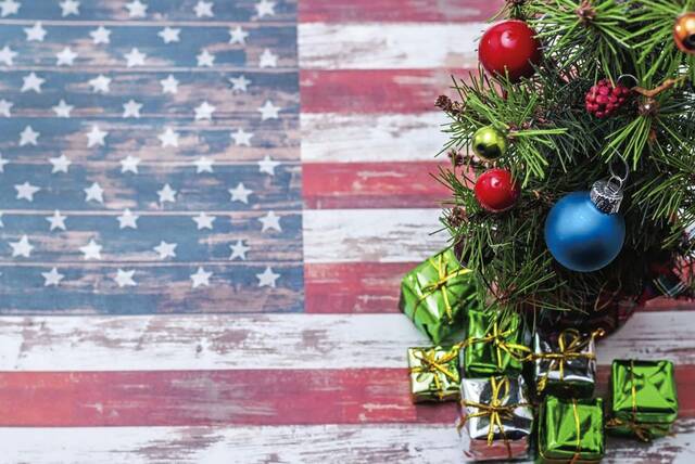 5596439_web1_Patriotic-Christmas