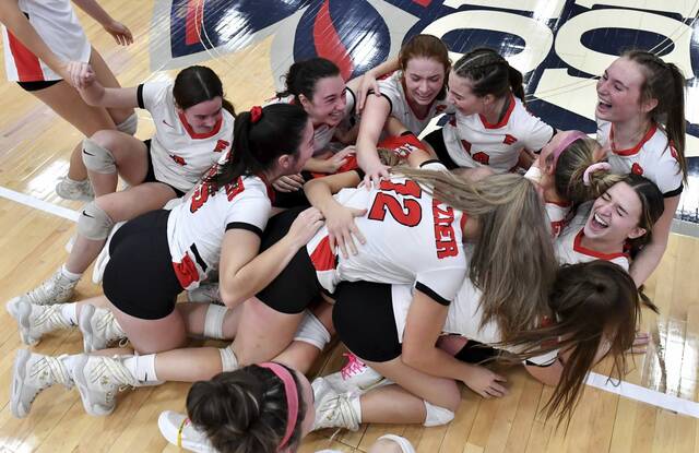 No. 2 Frazier sweeps No. 1 Serra Catholic to capture 2nd WPIAL girls volleyball title