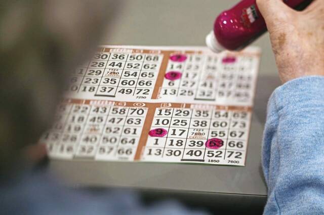 5605027_web1_Bingo-with-dauber