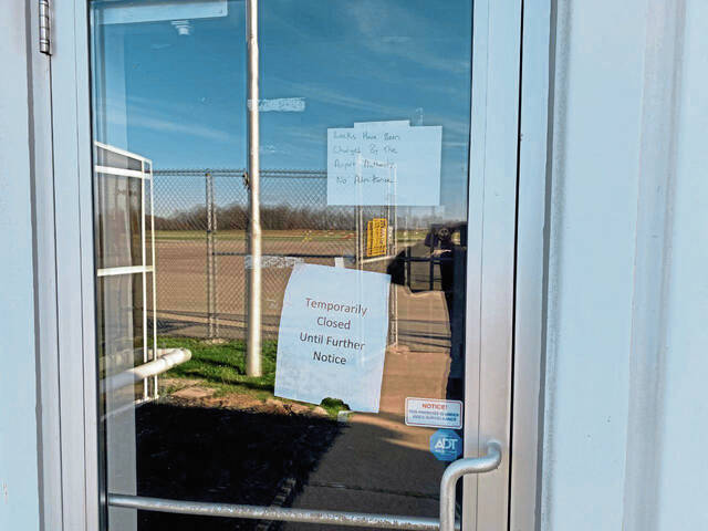 5608485_web1_grtr-EaglesLandingRestaurant2