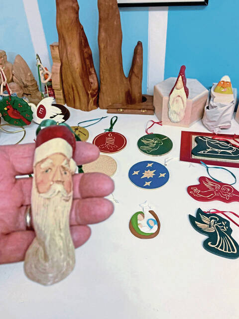 5611410_web1_woodcarving4