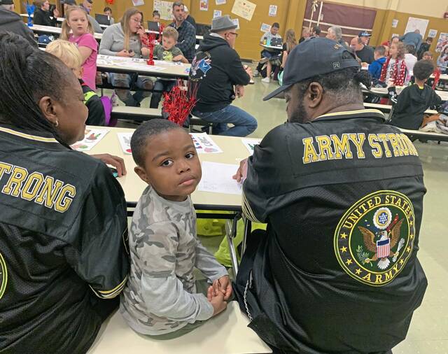 5619647_web1_vnd-vetsday7-111222