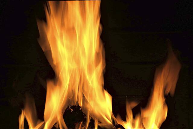 5625903_web1_WEB-Flames-YY