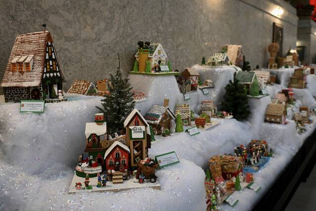 5630903_web1_ptr-CityCountyXmas004-111622