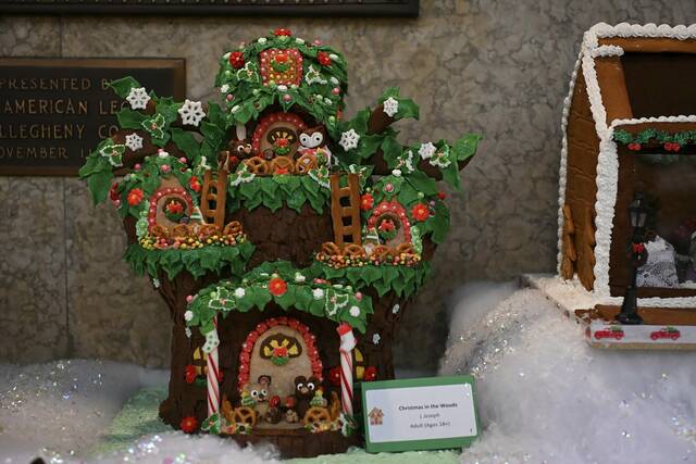 5630903_web1_ptr-CityCountyXmas010-111622