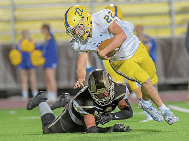 Hampton football team racks up postseason accolades