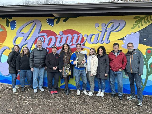 5635413_web1_muralallison
