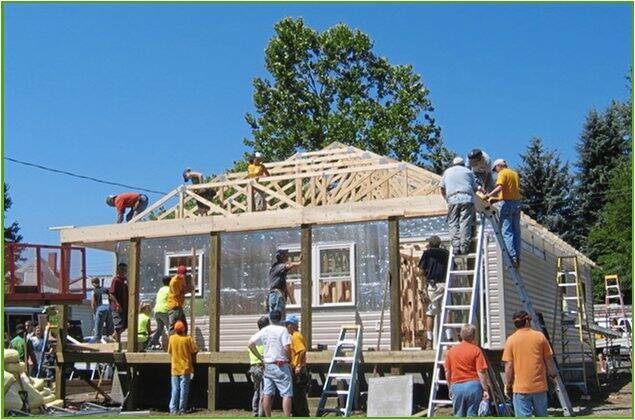 5638164_web1_part-citizensactionhosanna-112222
