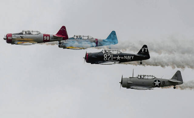 5638473_web1_GTR-AirShowTwo1-061322
