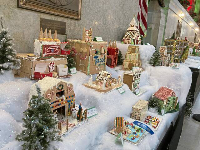 5642958_web1_ptr-Gingerbread3-111922
