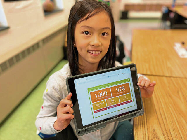 5650616-web1-her-mathgirl-102722-5