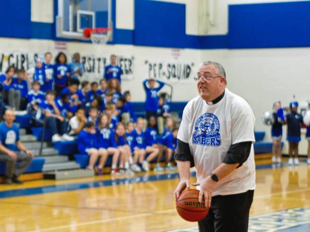 5651462_web1_te-dmapeprally-120122-4