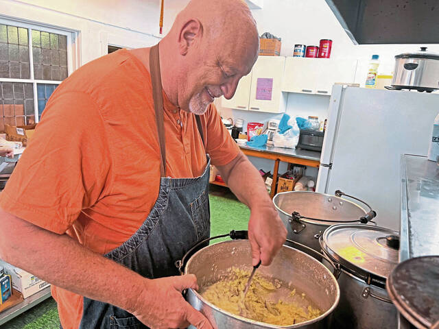 5657638_web1_vnd-thanksgiving-112522-12-2