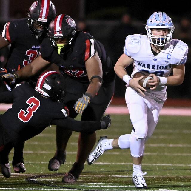 Thanksgiving Day practice now annual tradition for WPIAL 4A finalists Central Valley, Aliquippa