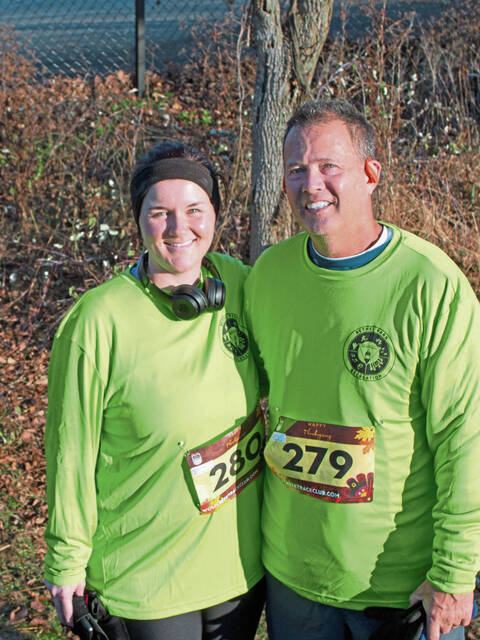 5660538_web1_bp-turkeytrot-120822-2