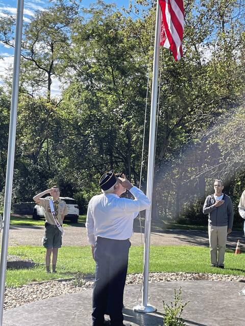 5678221_web1_wep-NAlexFlags5-121122