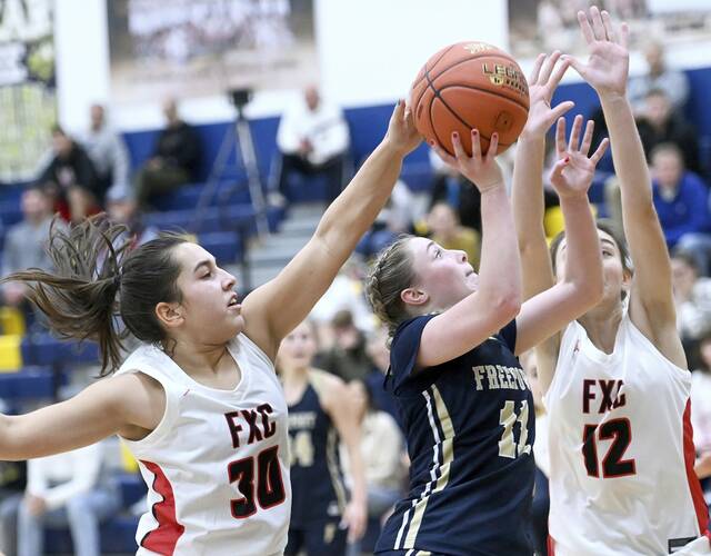 High school roundup for Nov. 3, 2022: Hampton wins at buzzer; OLSH sets state record